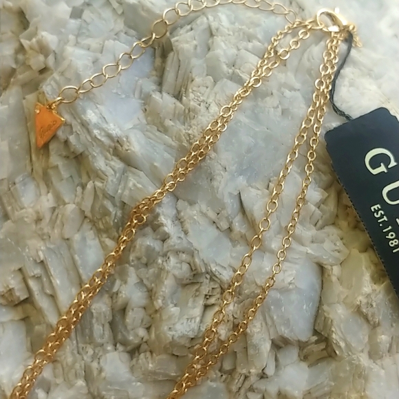 Guess Necklace - Picture 7 of 9